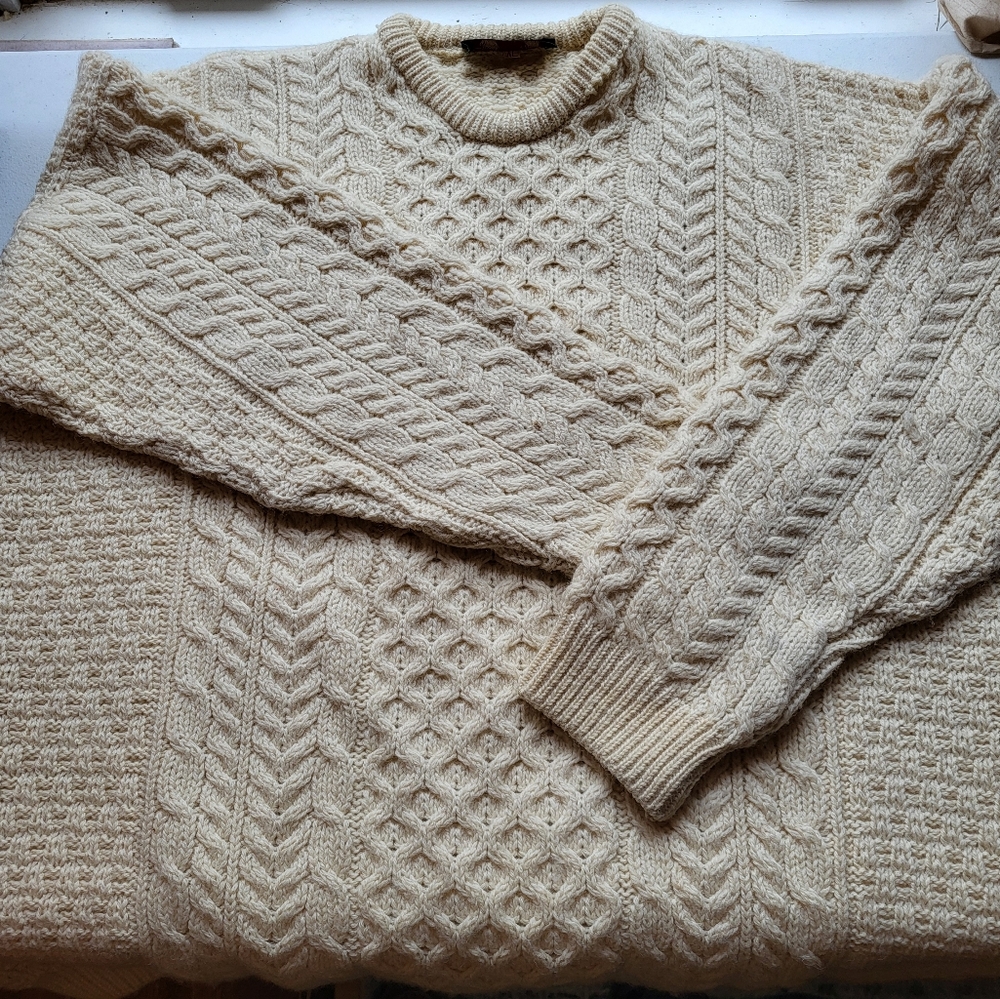 Orvis Cream Cable Knit Crewneck Sweater